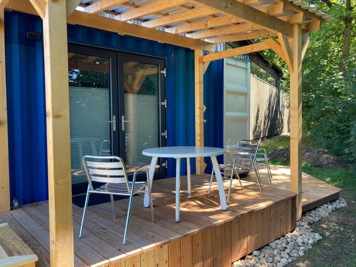 Tiny House Im Seecontainer Mit Parkplatz, Glasfaser, Netflix, Veranda Und Gehobener Ausstattung Cobourg Extérieur photo