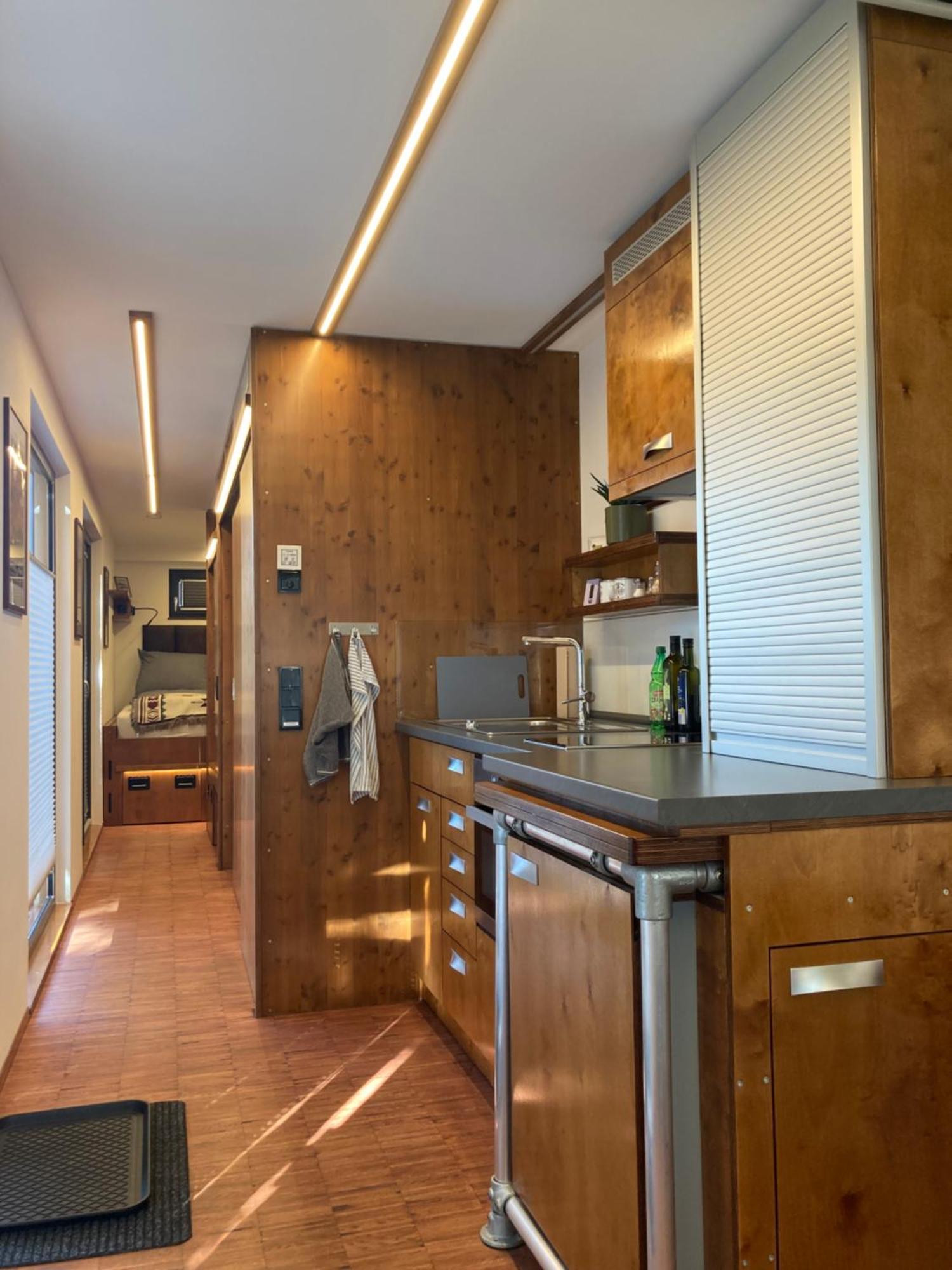 Tiny House Im Seecontainer Mit Parkplatz, Glasfaser, Netflix, Veranda Und Gehobener Ausstattung Cobourg Extérieur photo