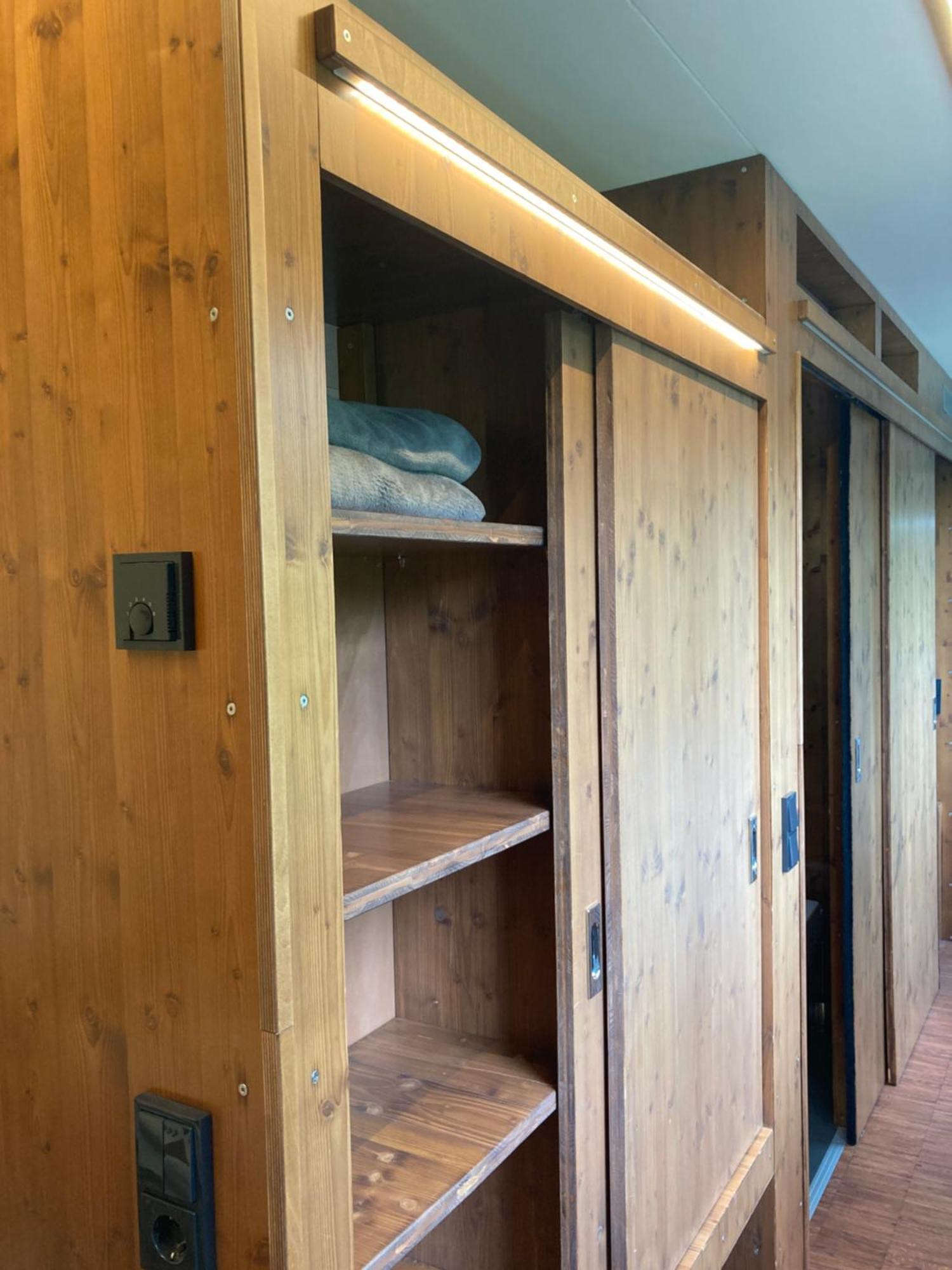 Tiny House Im Seecontainer Mit Parkplatz, Glasfaser, Netflix, Veranda Und Gehobener Ausstattung Cobourg Extérieur photo
